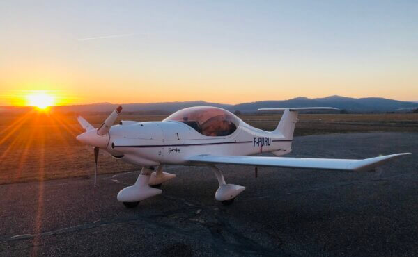 Actualité Se Aviation Aircraft | MCR SPORTSTER 100CV N°218